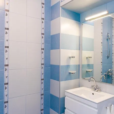 в жълто * Burgaz